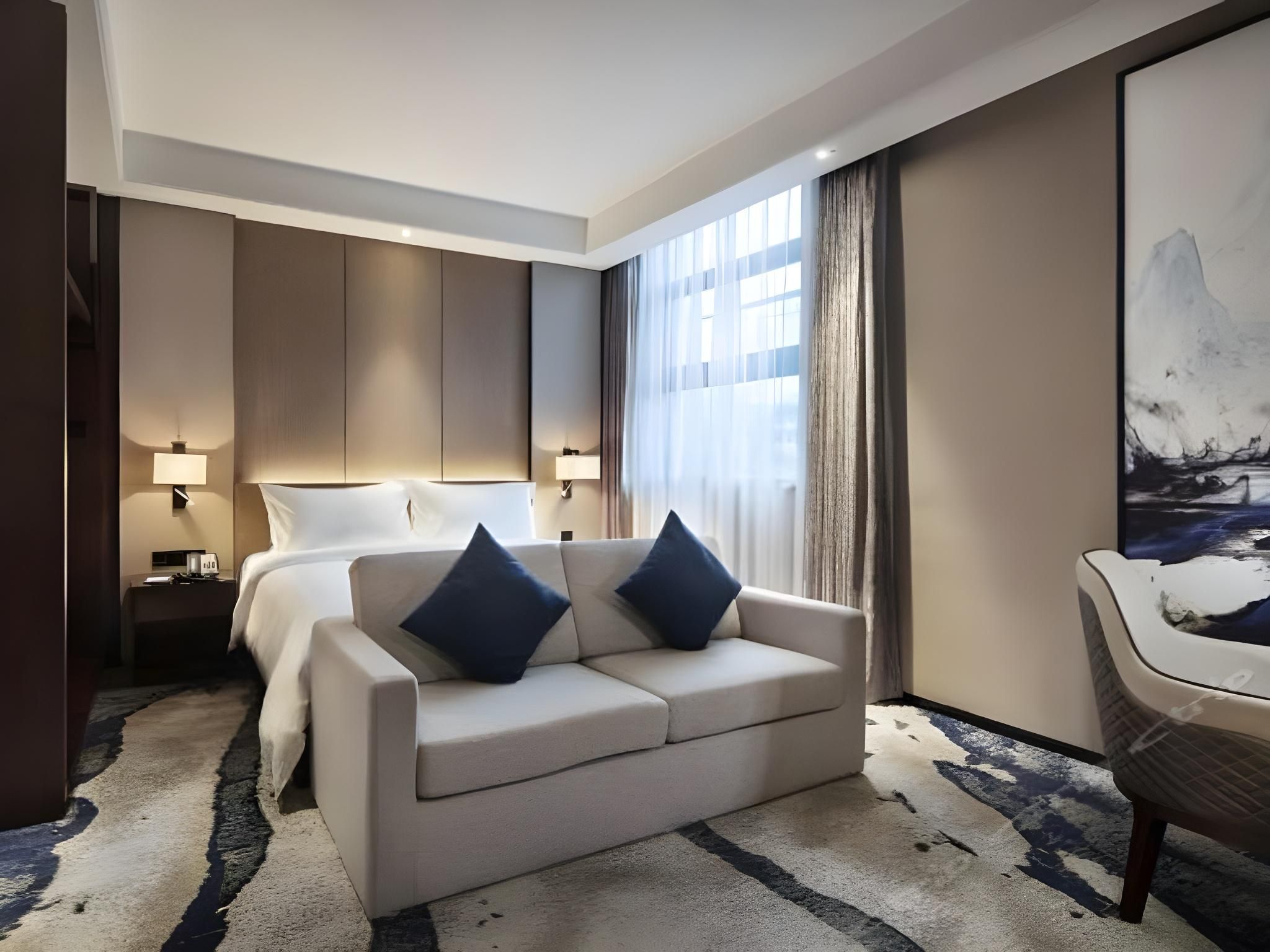 Select Room