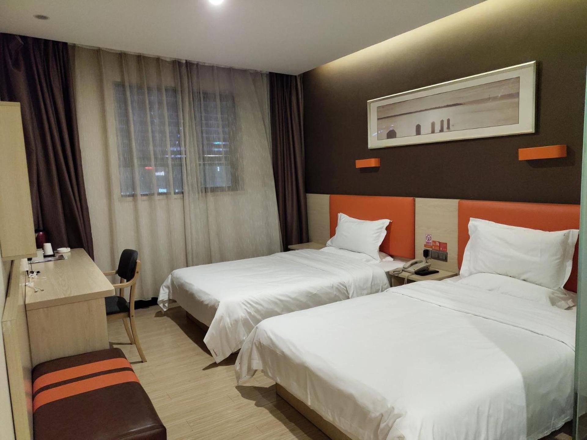 Premium Deluxe Twin Room