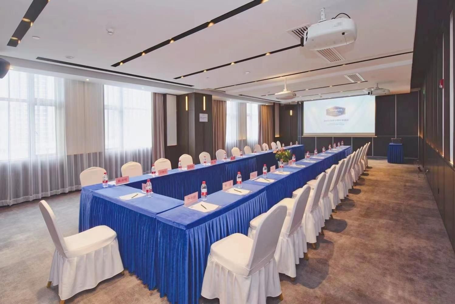 meeting room / ballrooms