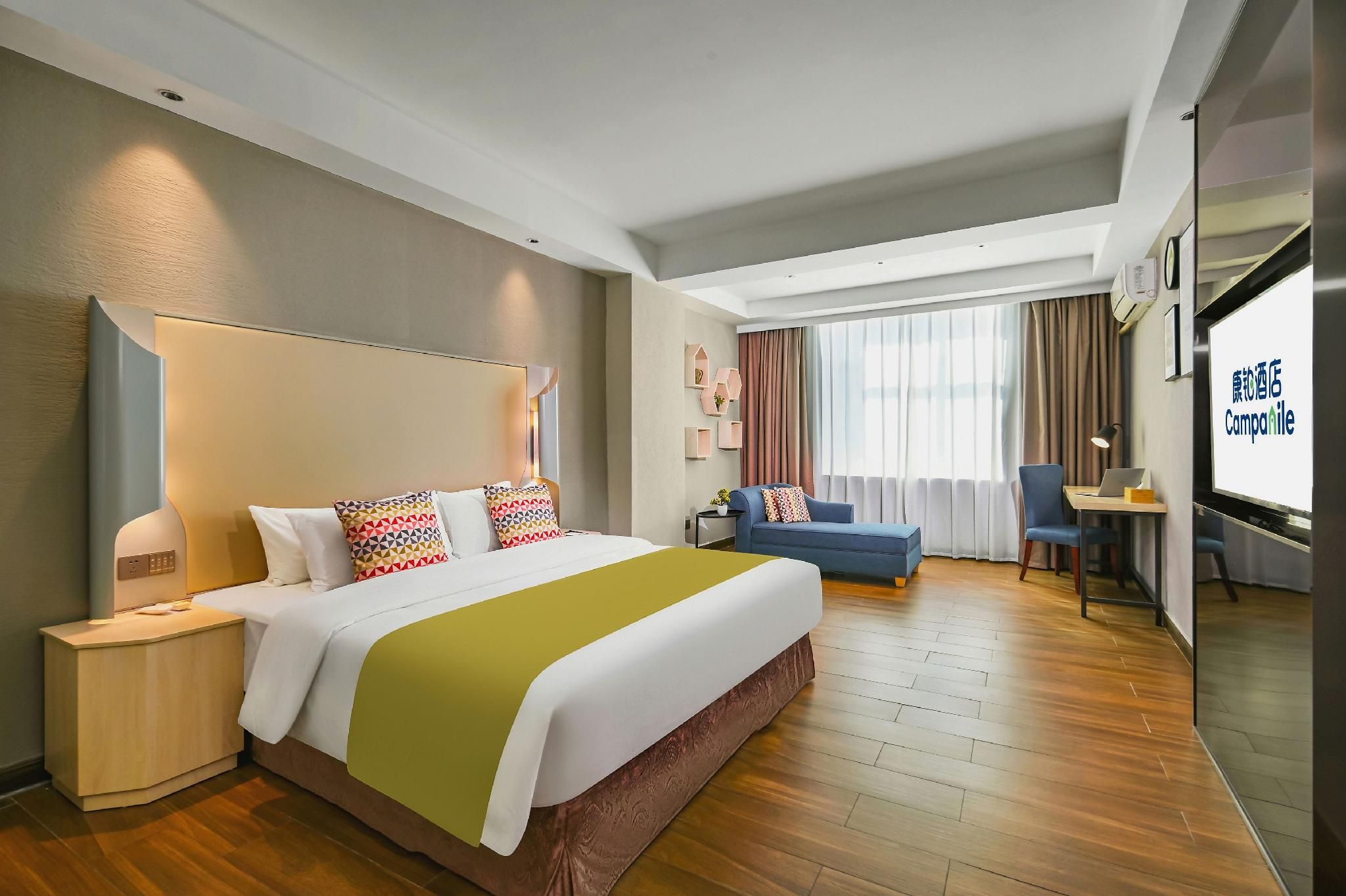 WH - Deluxe Bed Room
