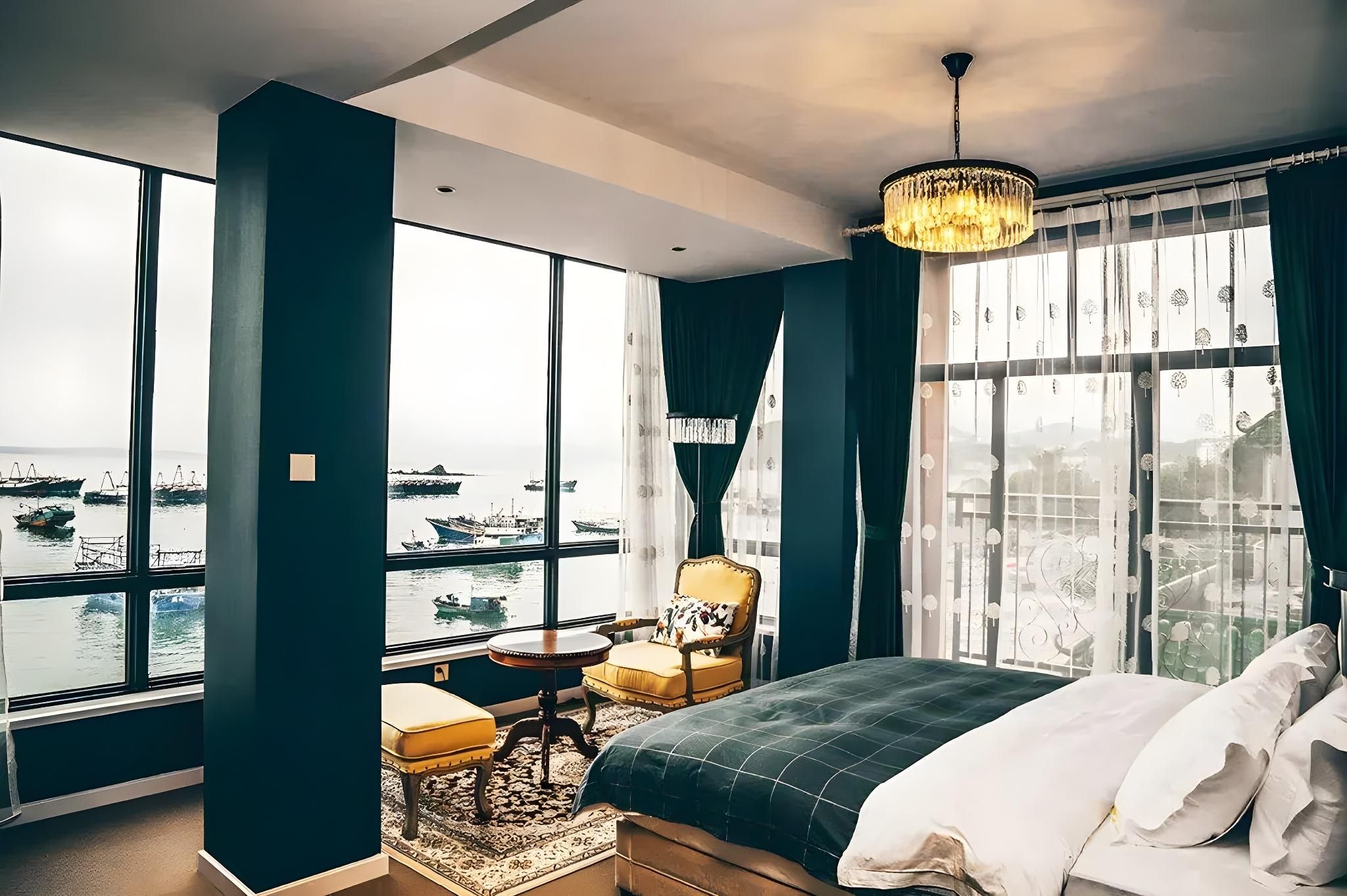 Ocean View Queen Room