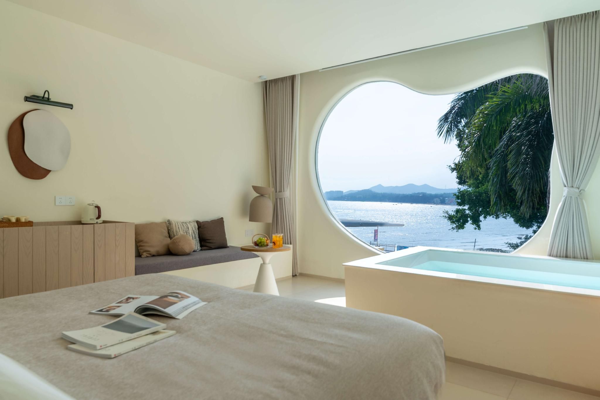 Ocean Bay View Beach King Room