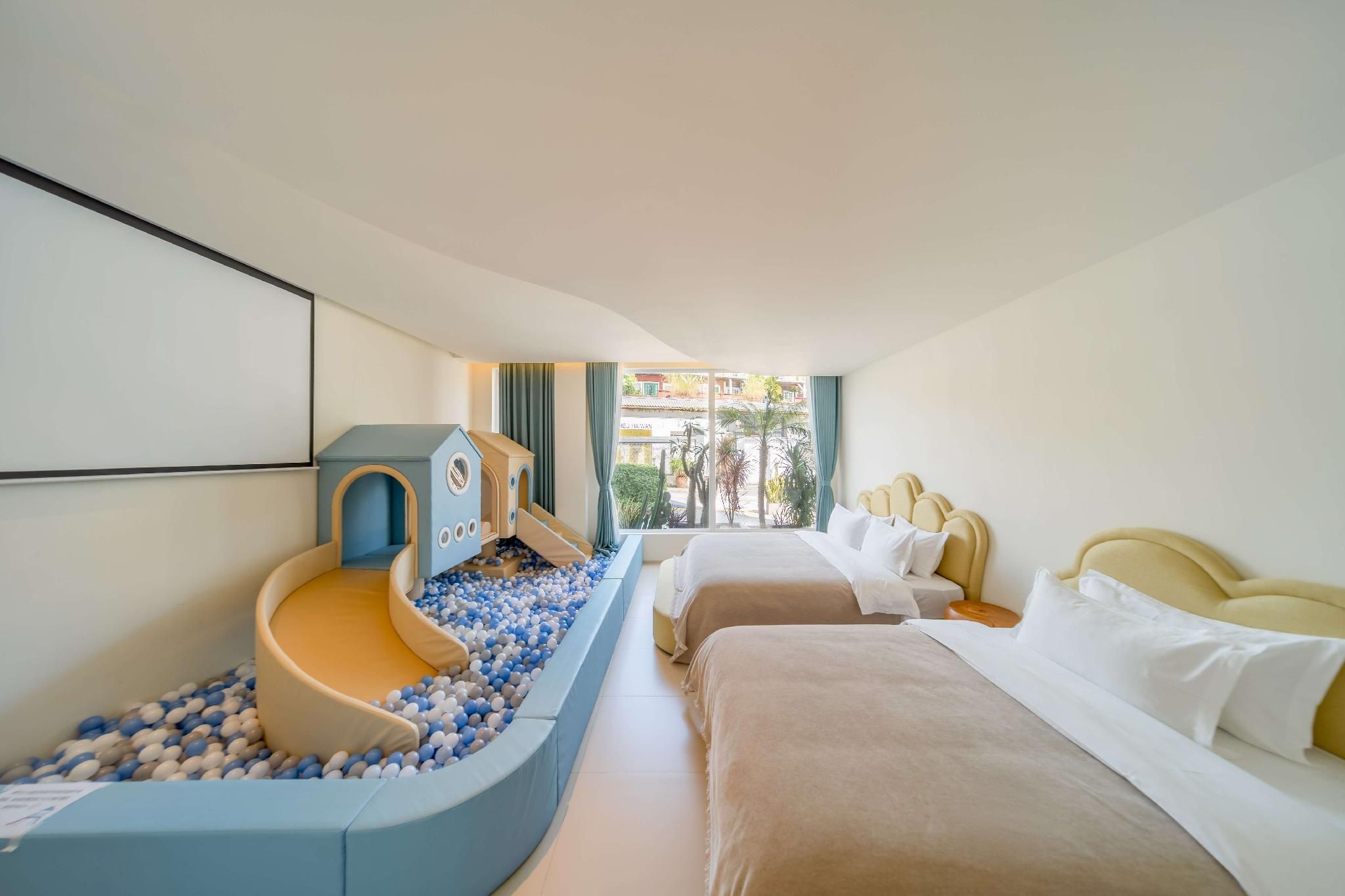 Family Slide Room