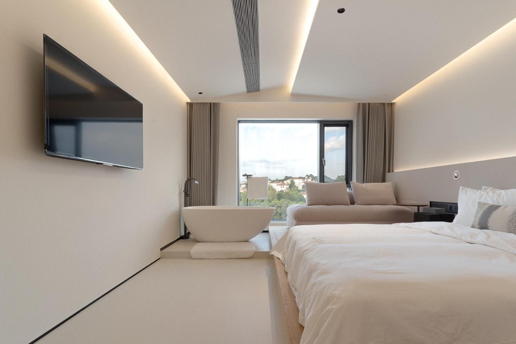 Double Room with Mountain View