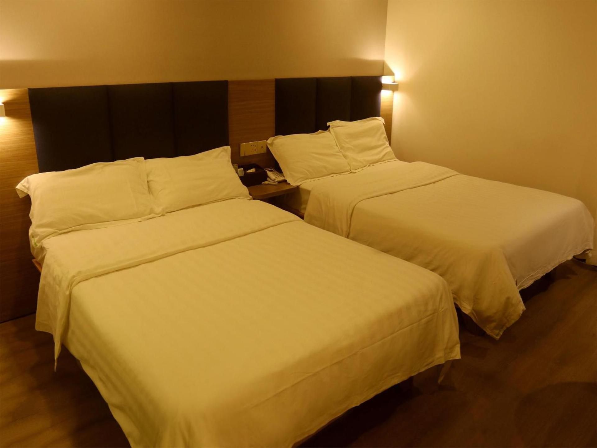 Premium Deluxe Twin Room