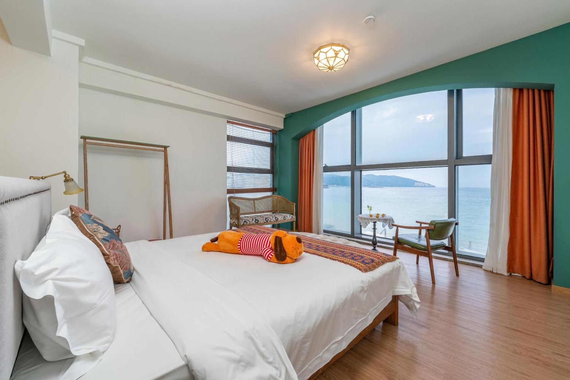 Family Room with Sea View