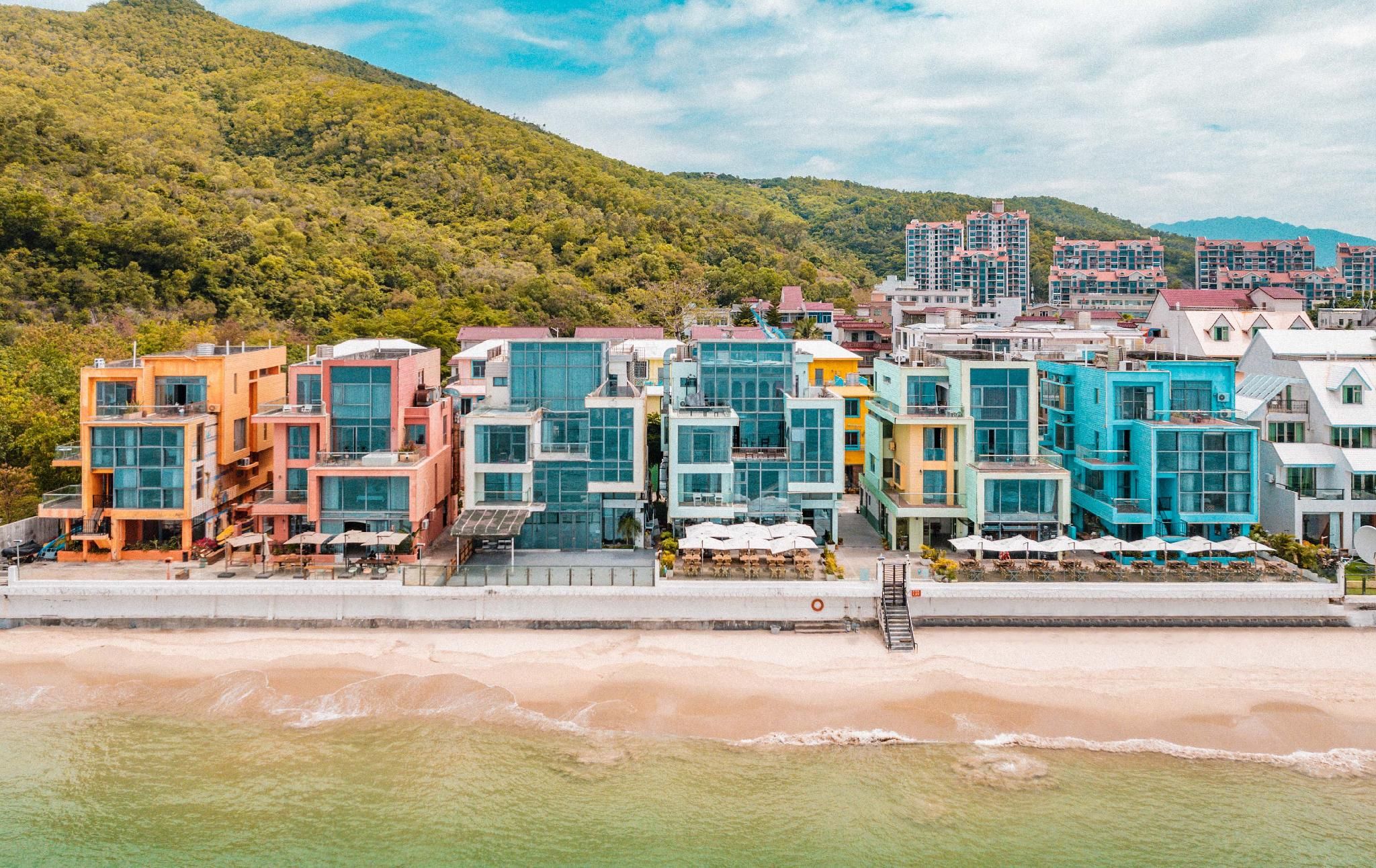 HAJANA Beachside Homestay