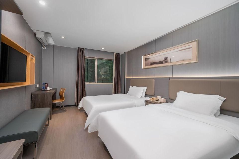 Featured Twin Room