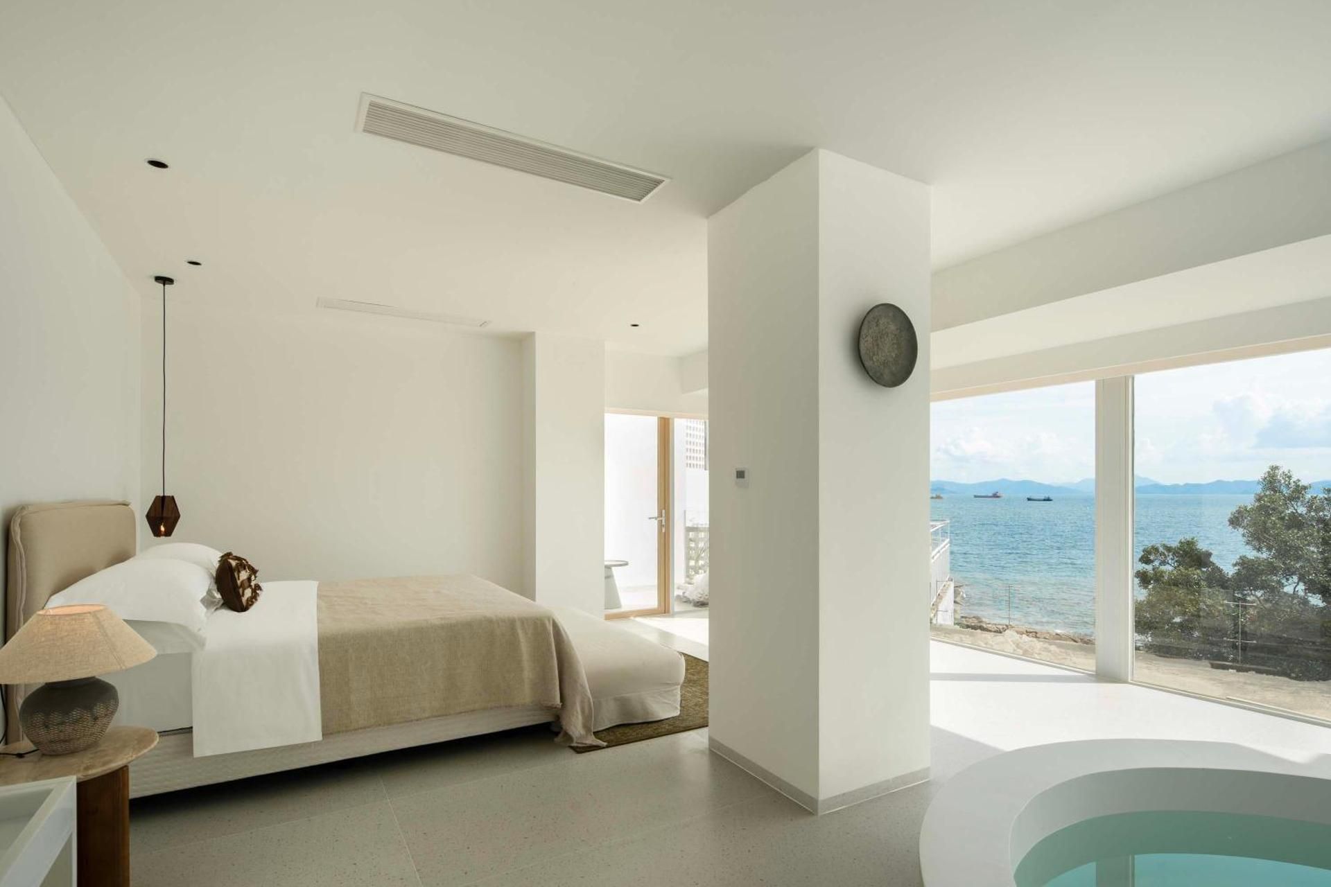 Standard King Room
