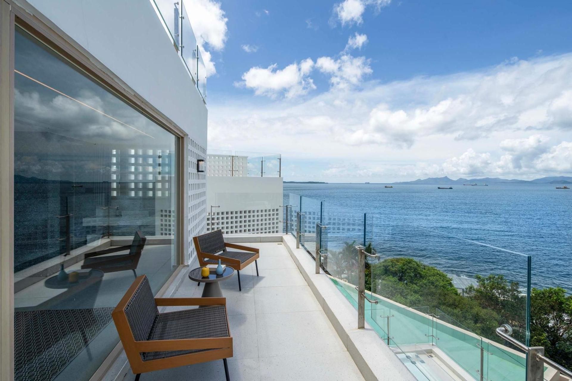 Deluxe Twin Room with Sea View