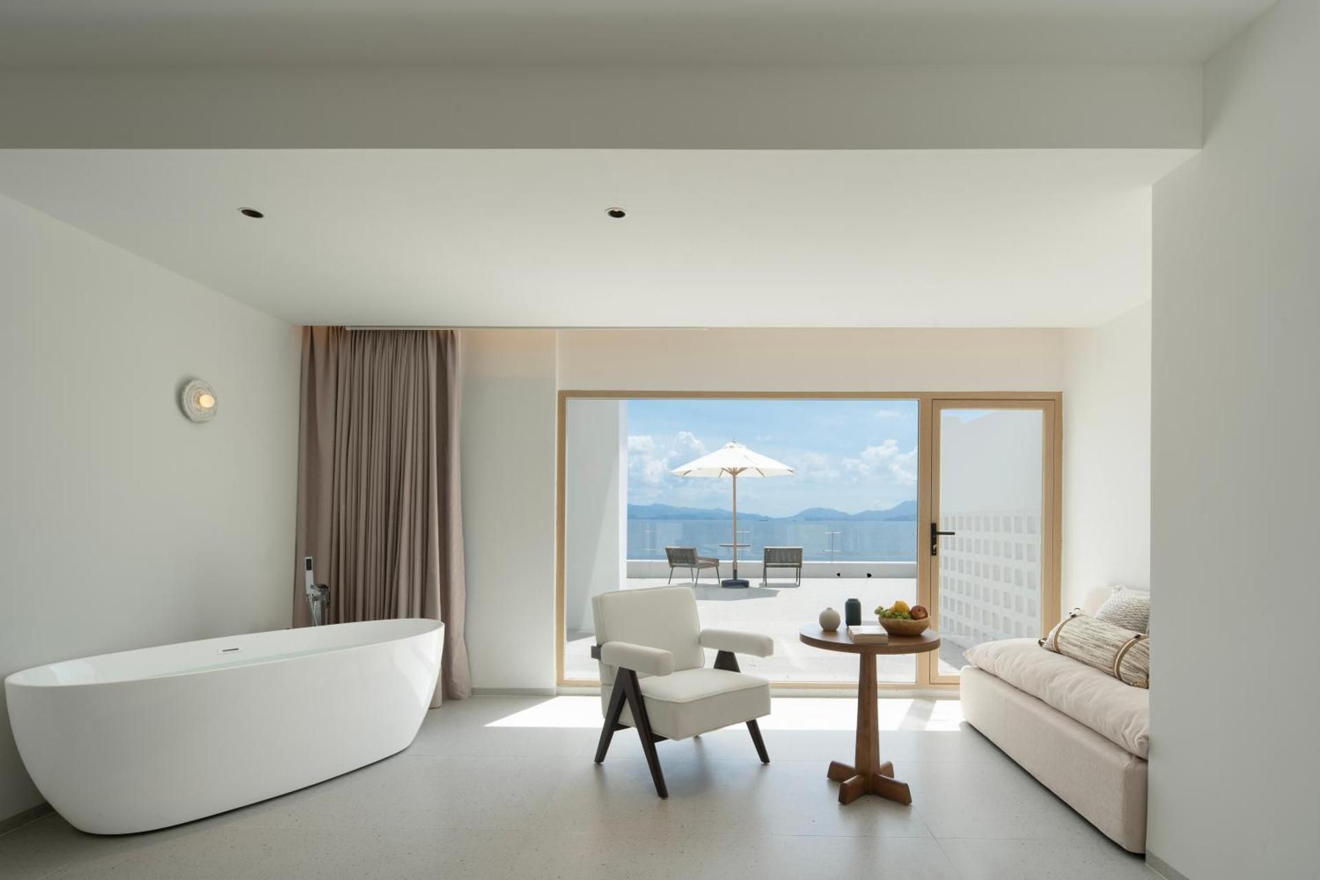 Deluxe Family Suite