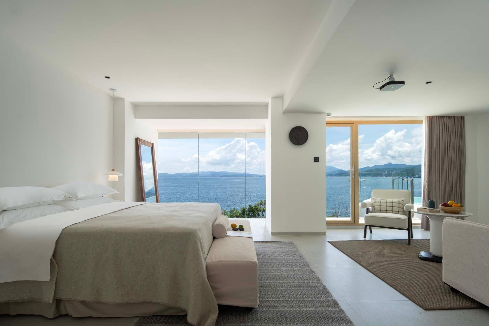 Queen Room with Pool View