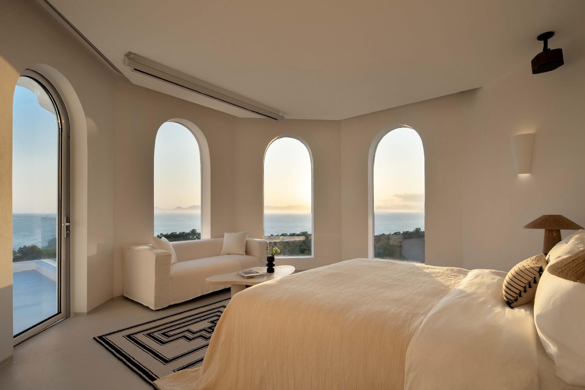 Sea View Blue Moon Villa with Private Pool