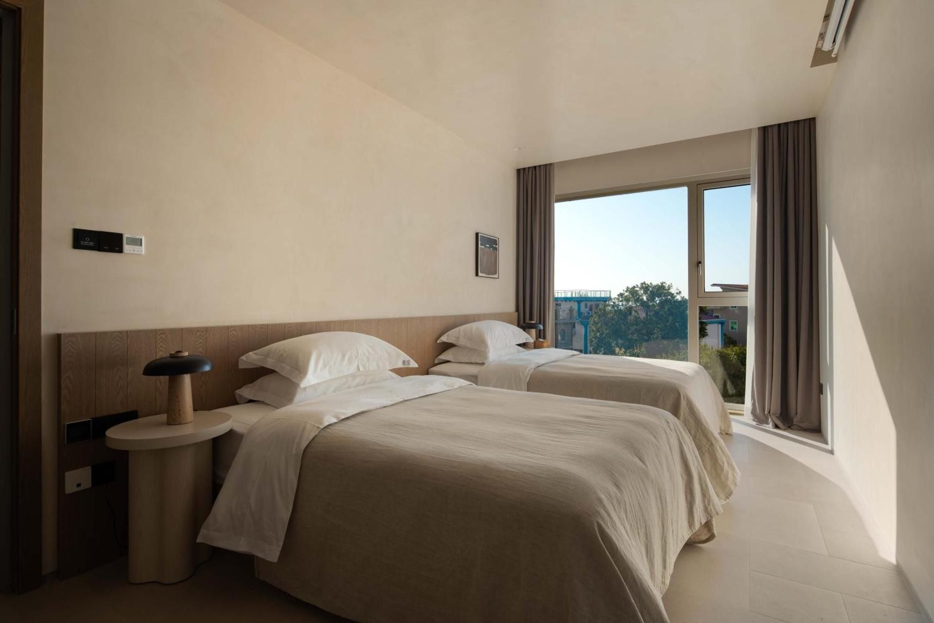 Twin Room with Bathroom