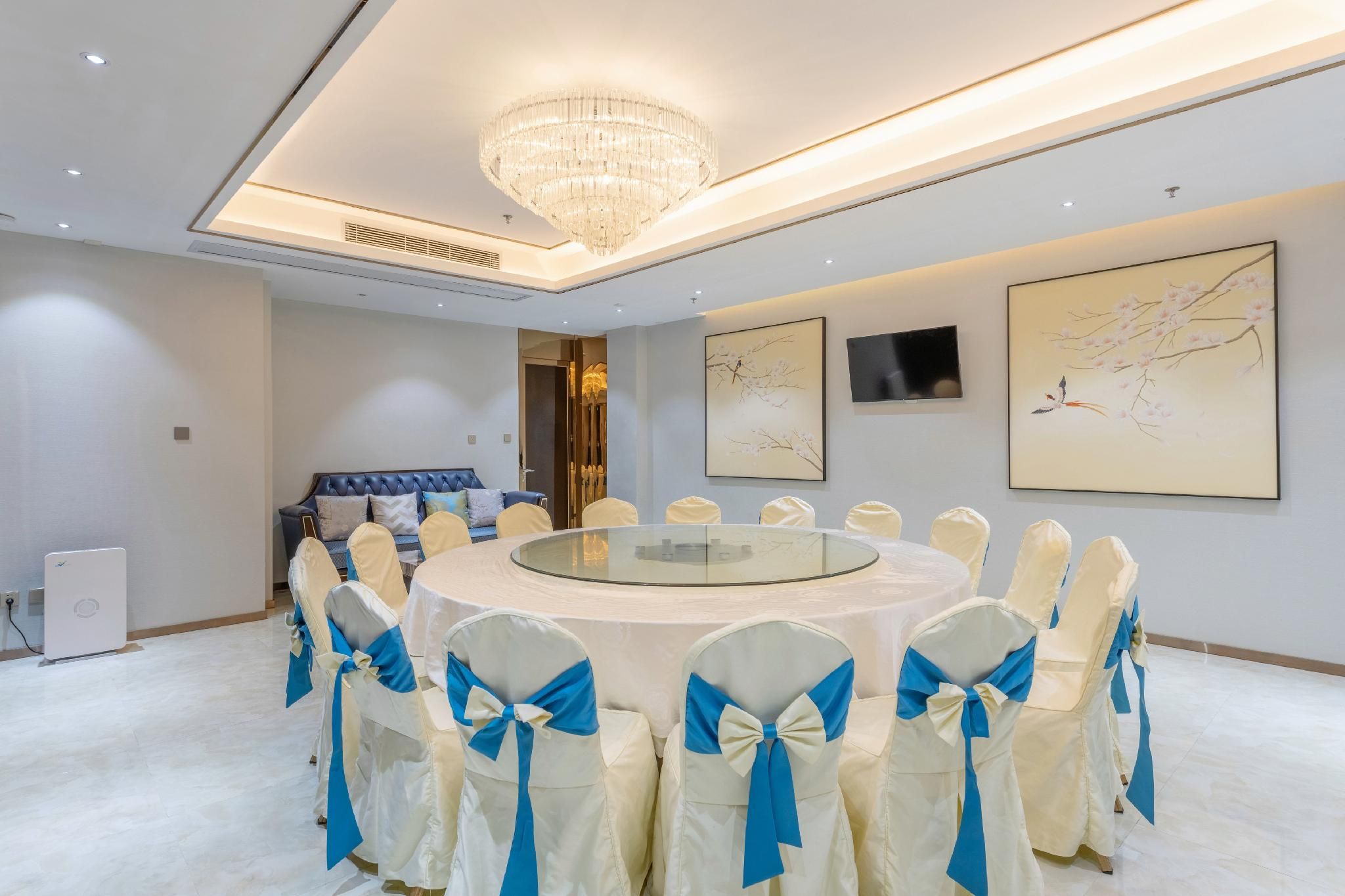 restaurant (private room)