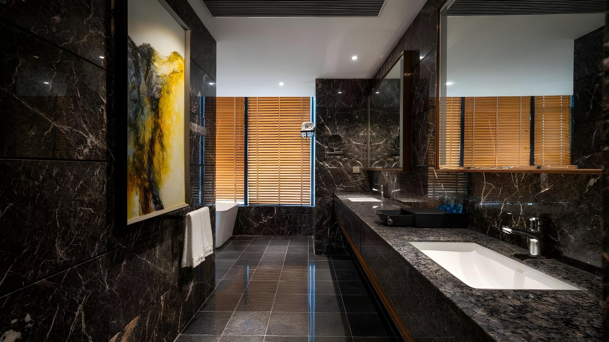 Huazhu - Deluxe Bed Room