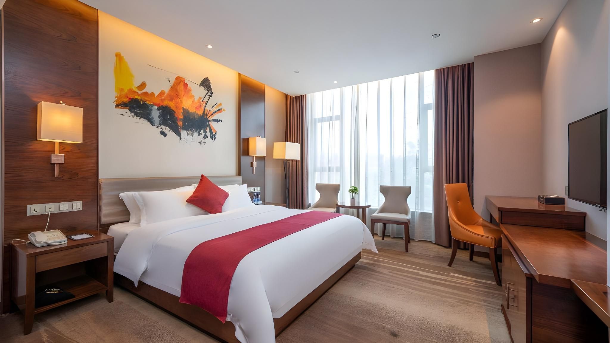 Queen Room with View