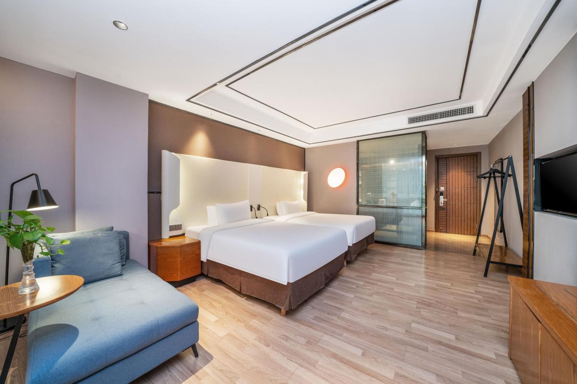 WH - Superior Bed Room