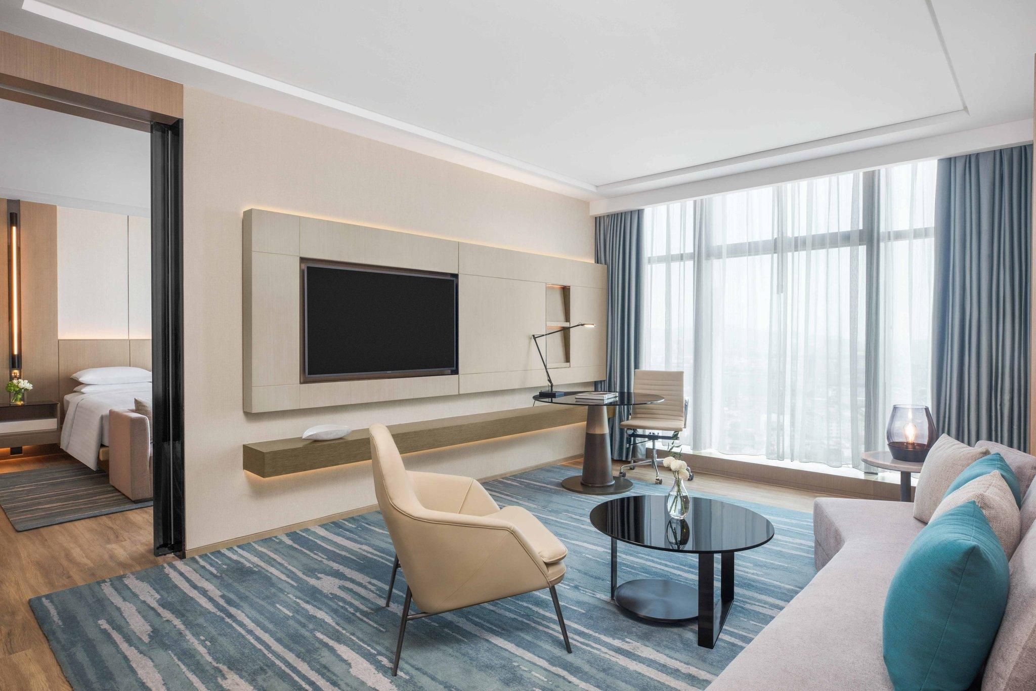 Deluxe Suite, Executive lounge access, 1 Bedroom Suite, 1 King