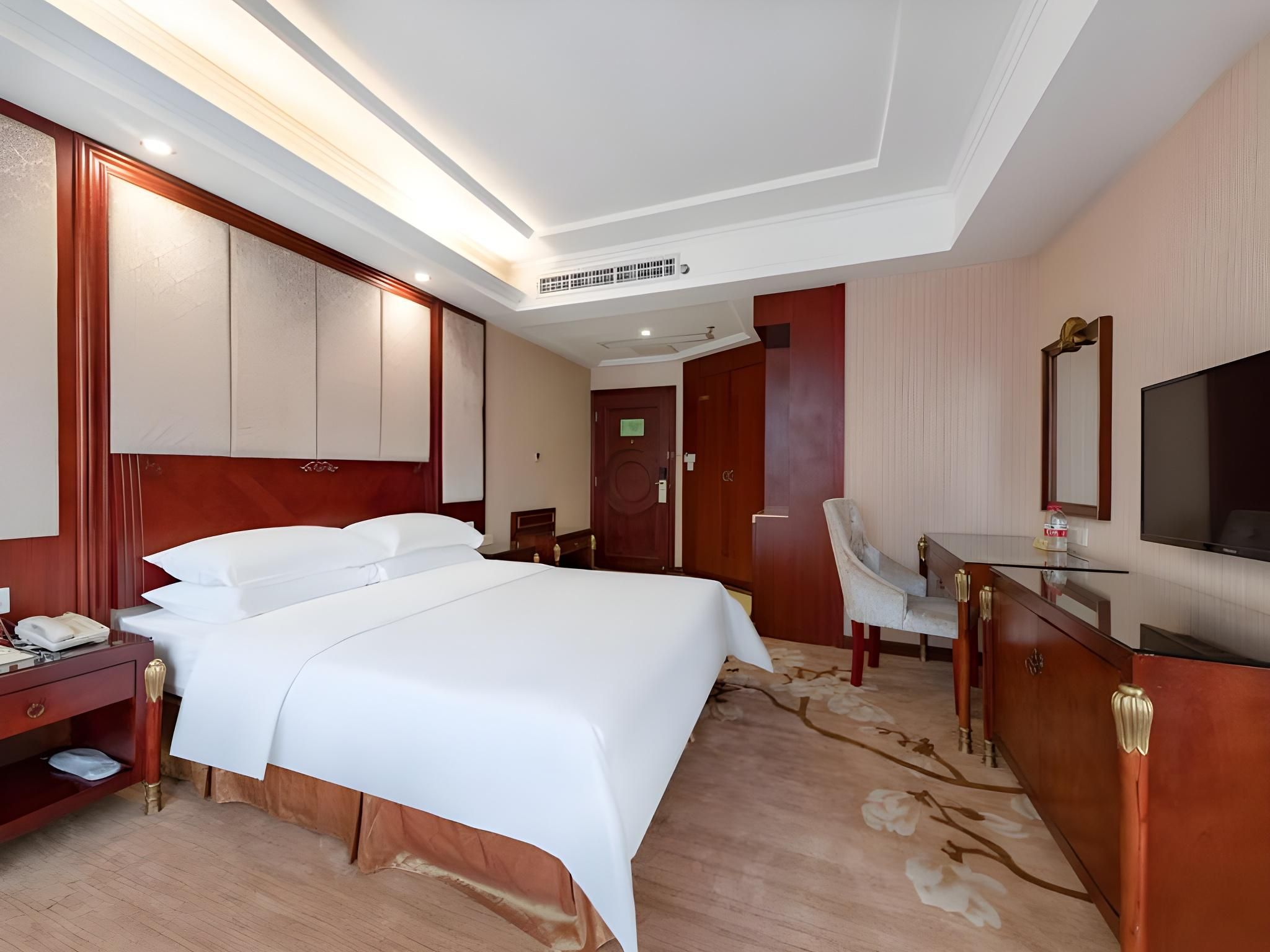 WH - Superior Bed Room