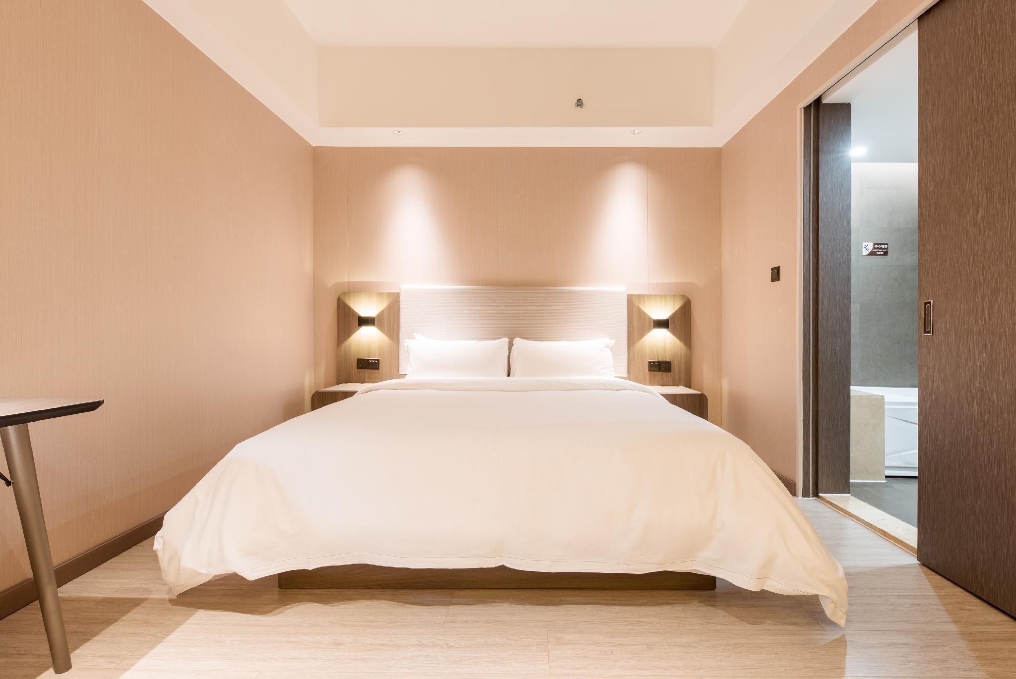 Huazhu - Business Bed Room