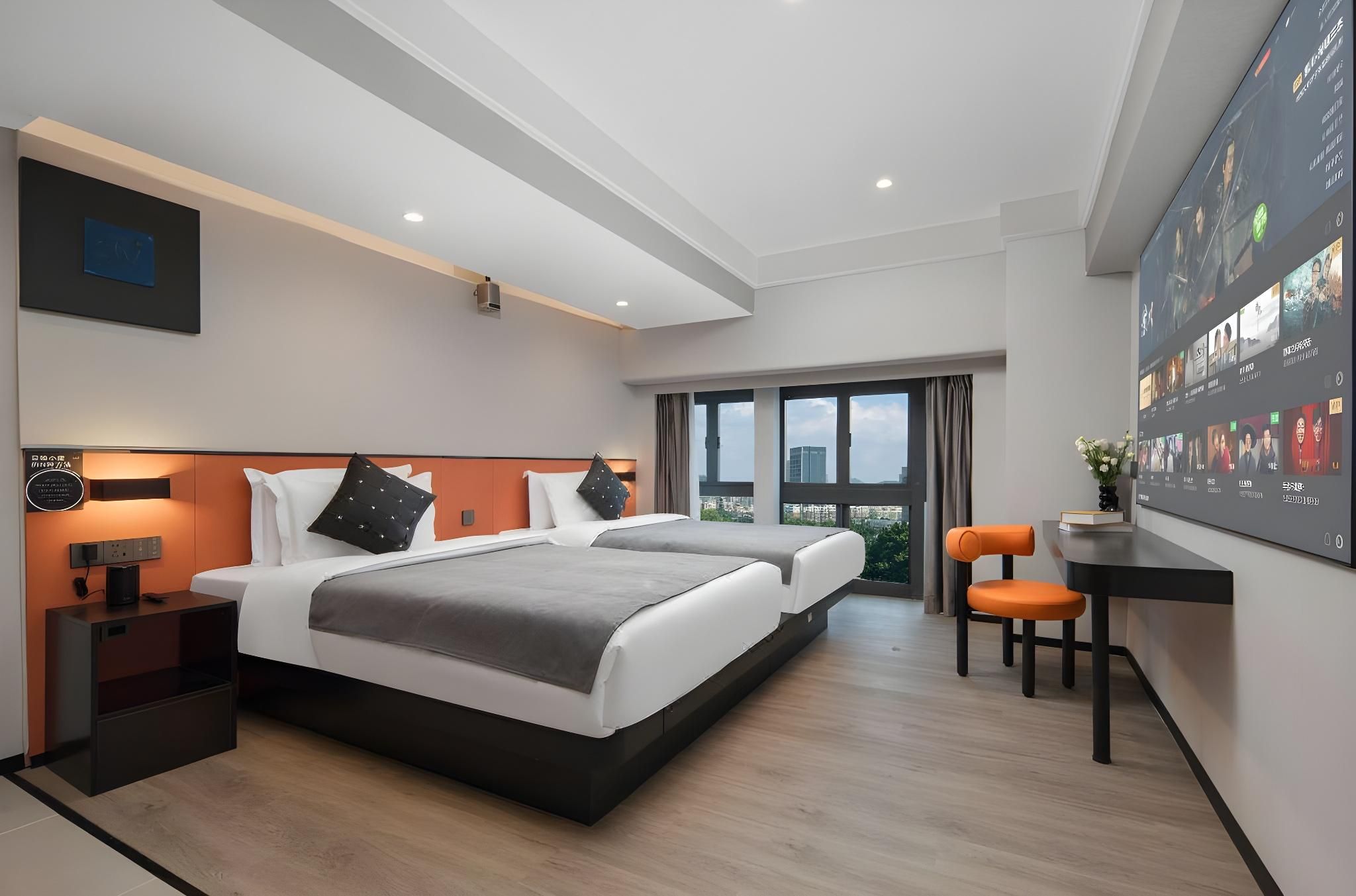 Spacious Twin Room