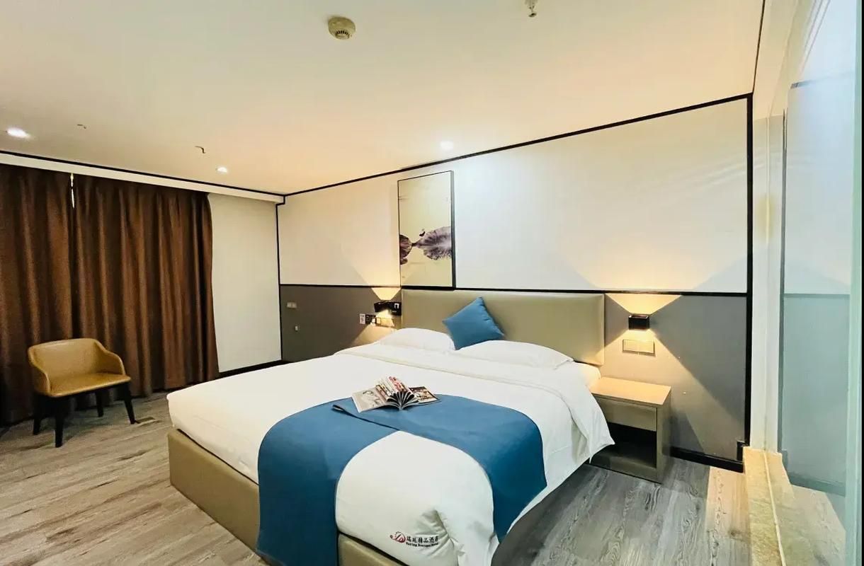 Business King Room