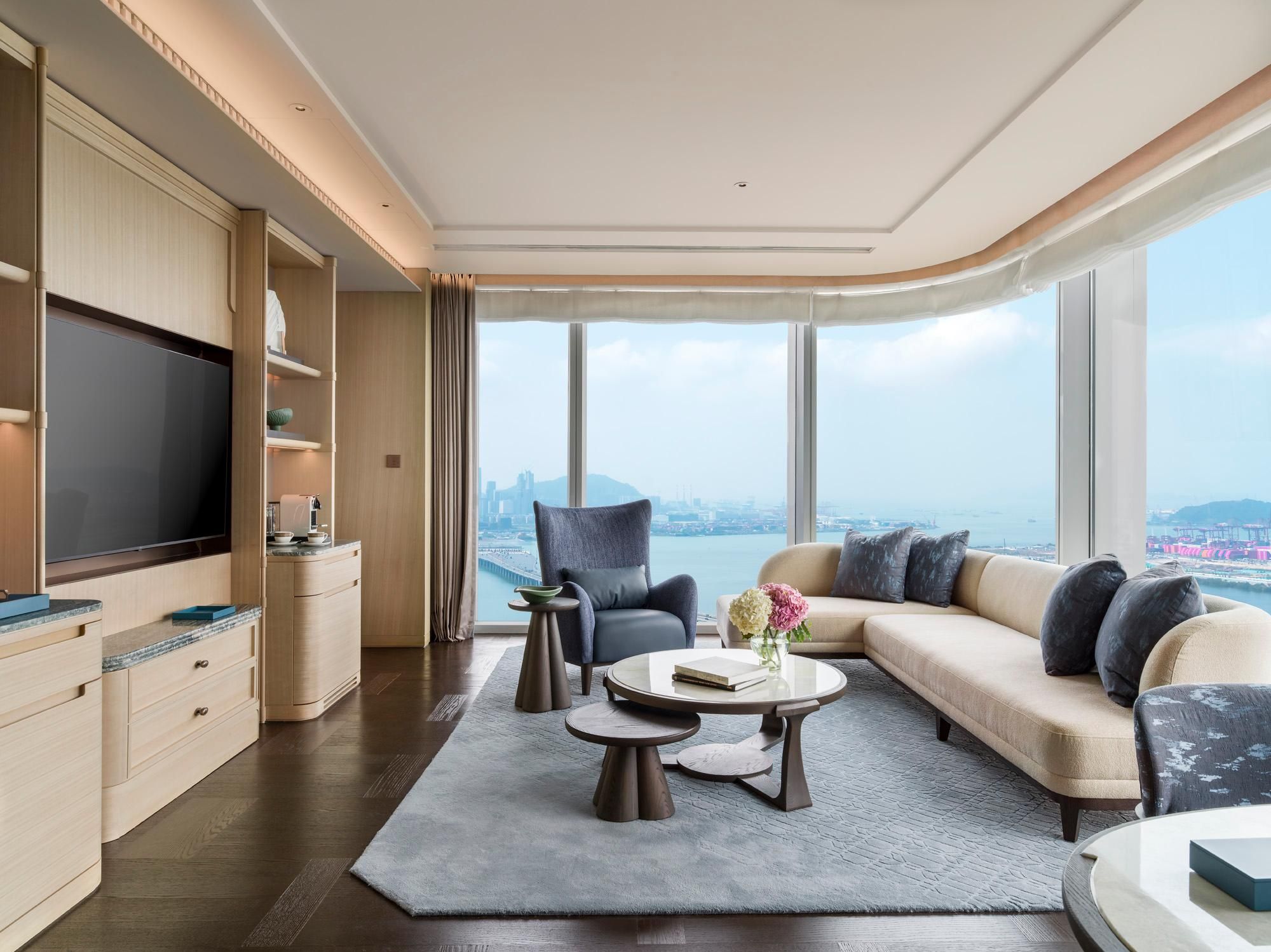 John Jacob Astor Suite, Suite, 1 King, Ferris Wheel view, Bay view