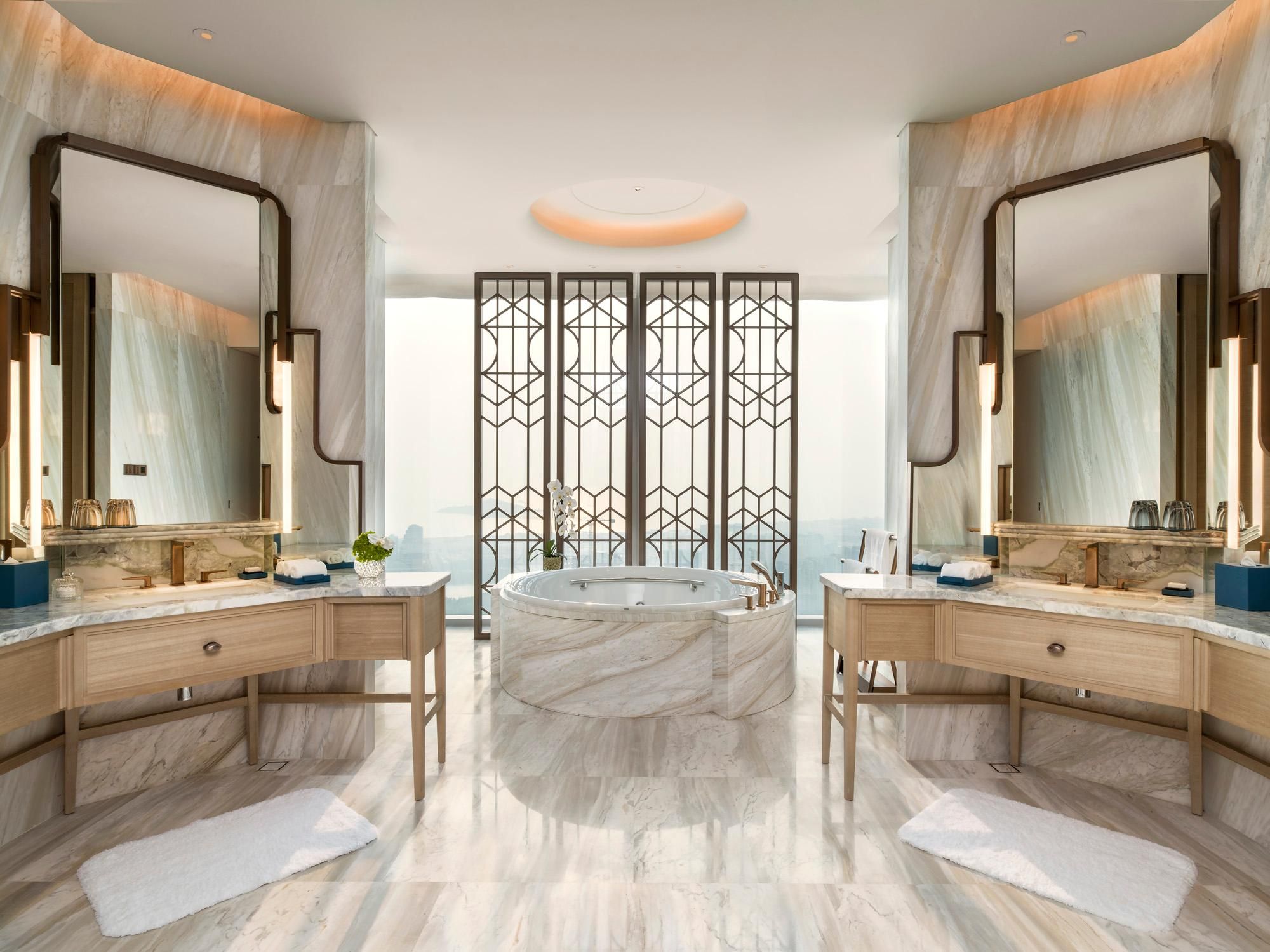 Presidential Suite, Suite, 1 King, Bay view, Balcony