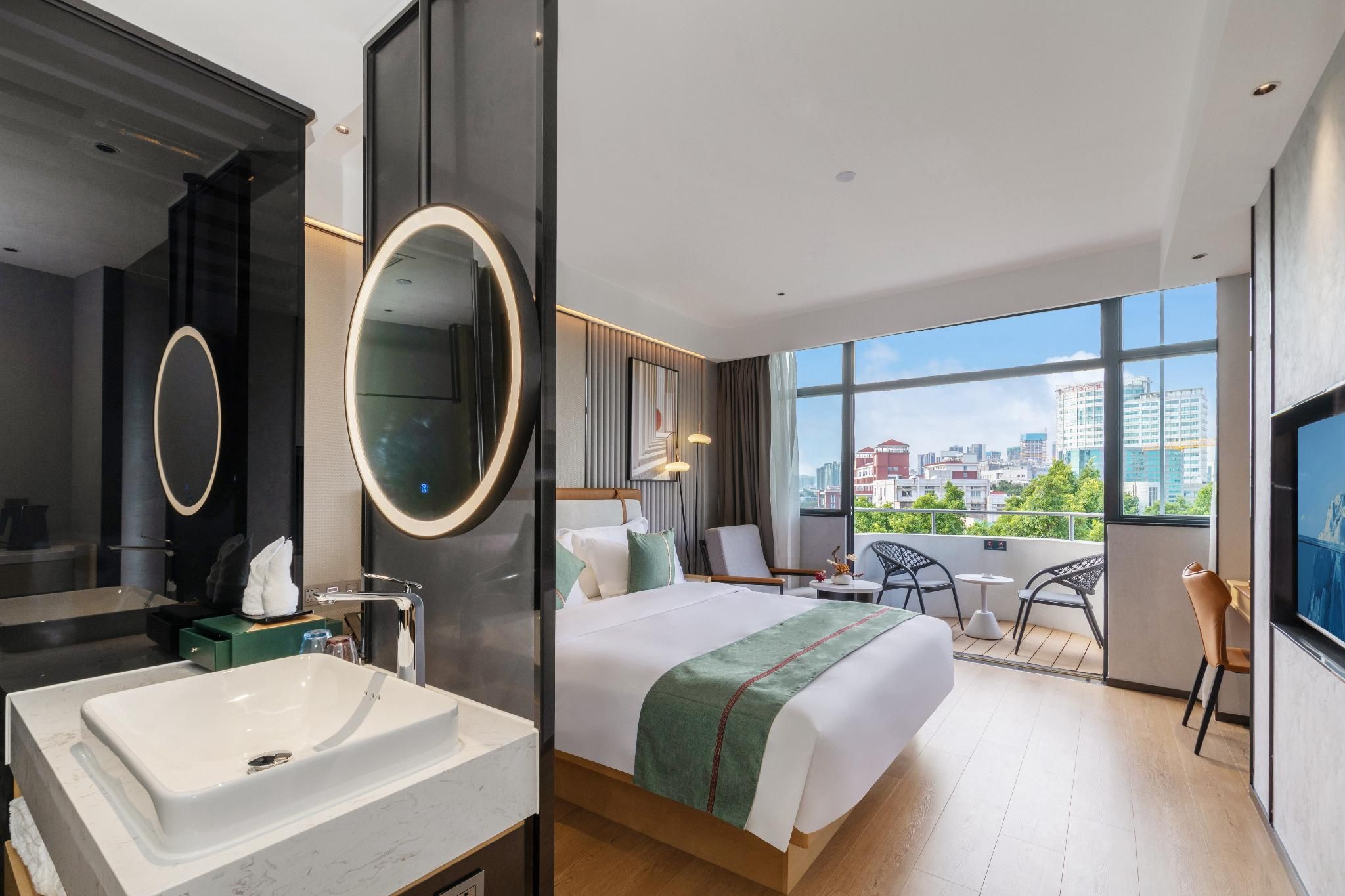 City View Queen Room with Balcony