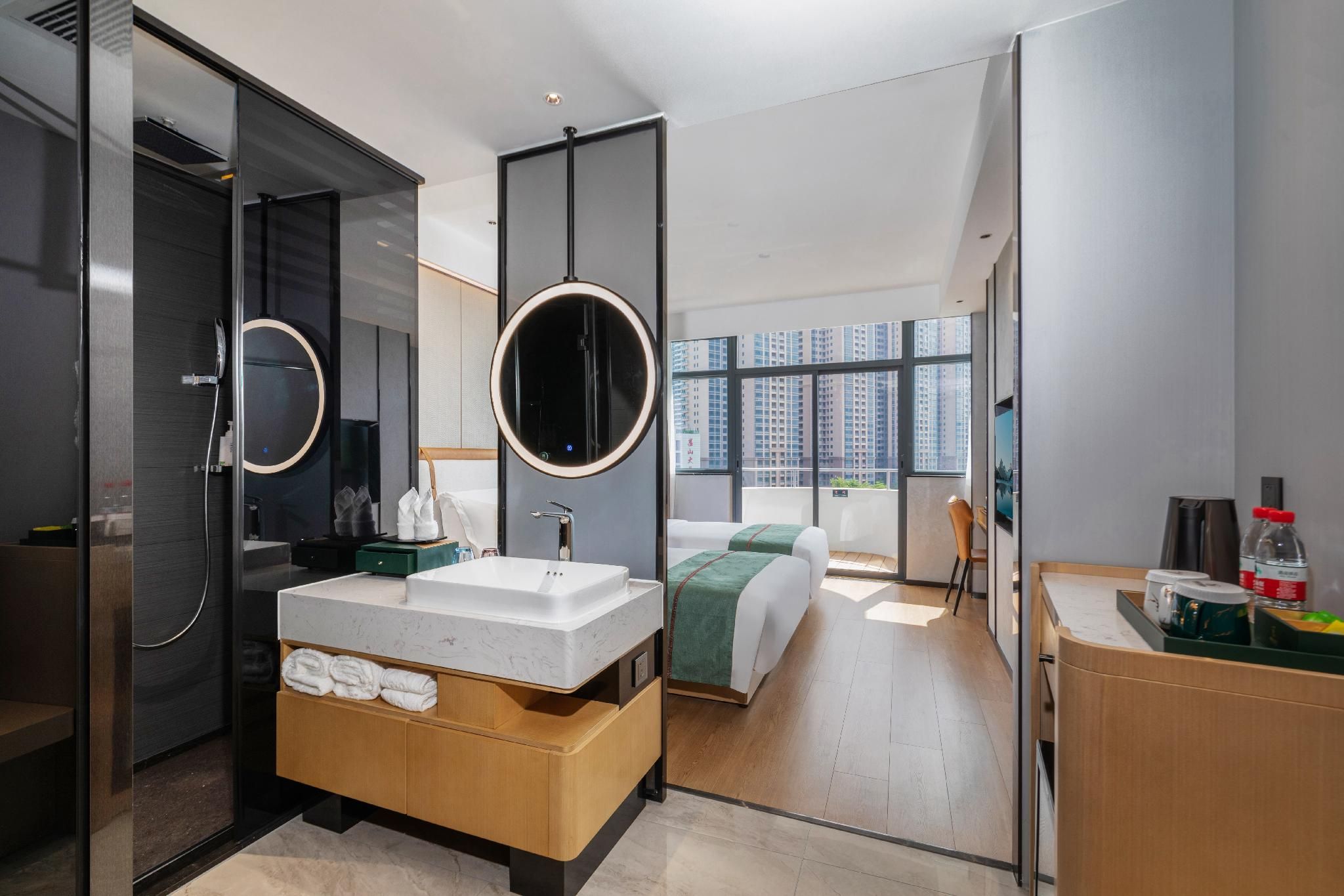 Standard Twin City View