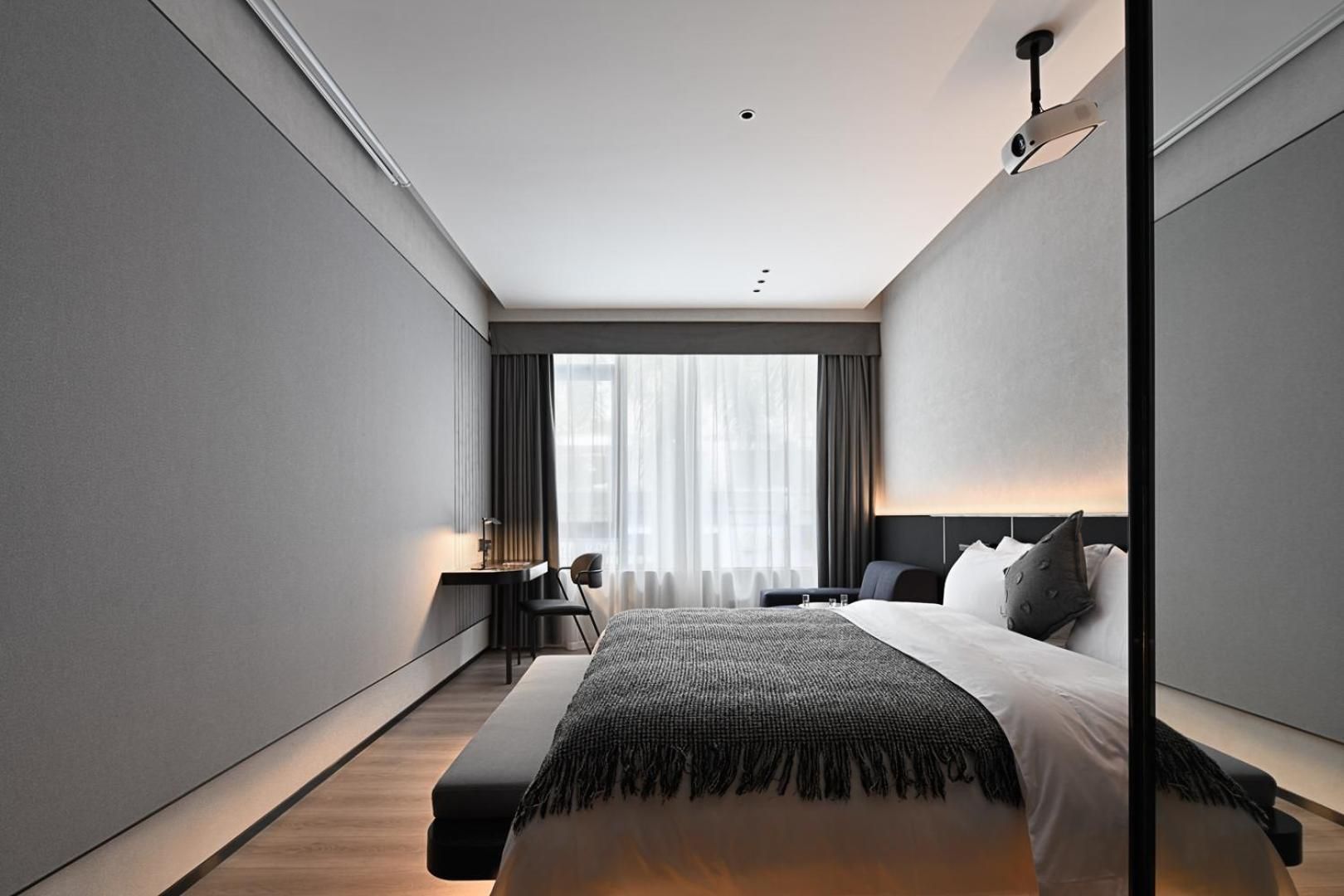 LIA Hotel - Shenzhen Qianhai Baoan Center Fanshen Subway Station Superior Queen Room - No Parking