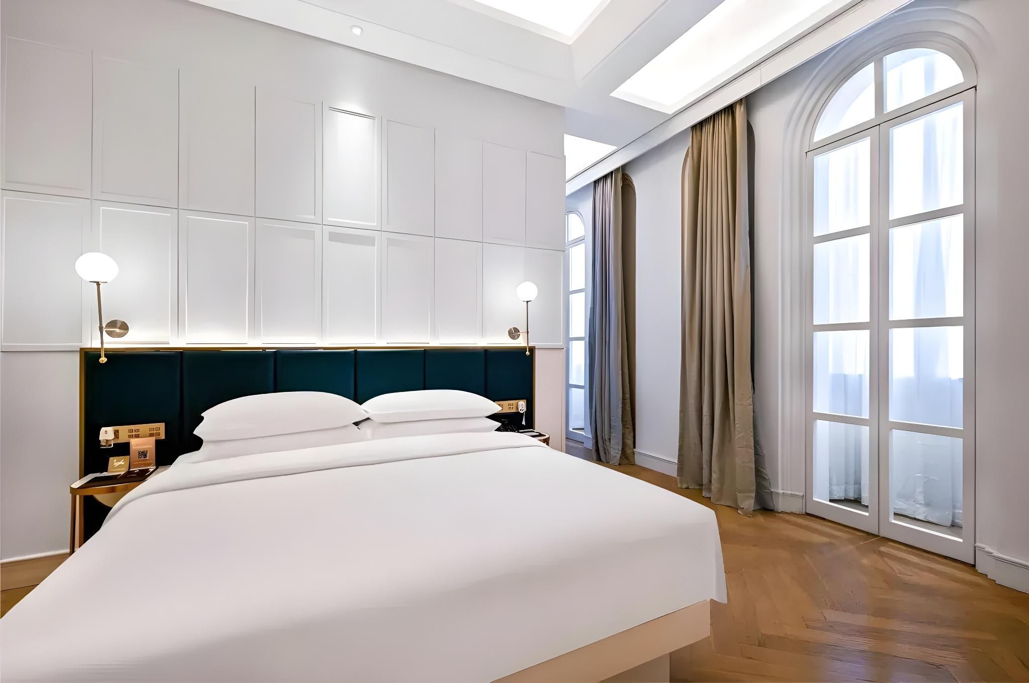 Suite Room