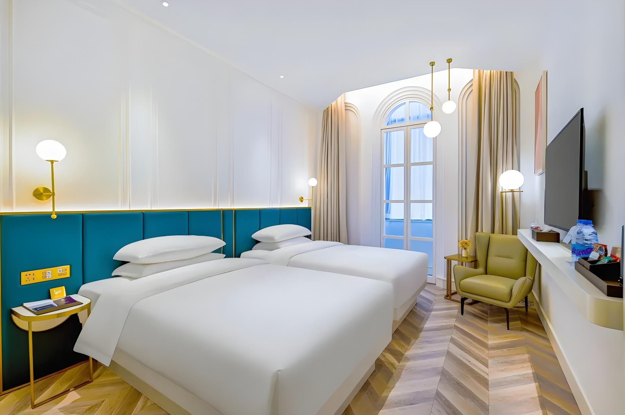 Twin Room with Bathroom