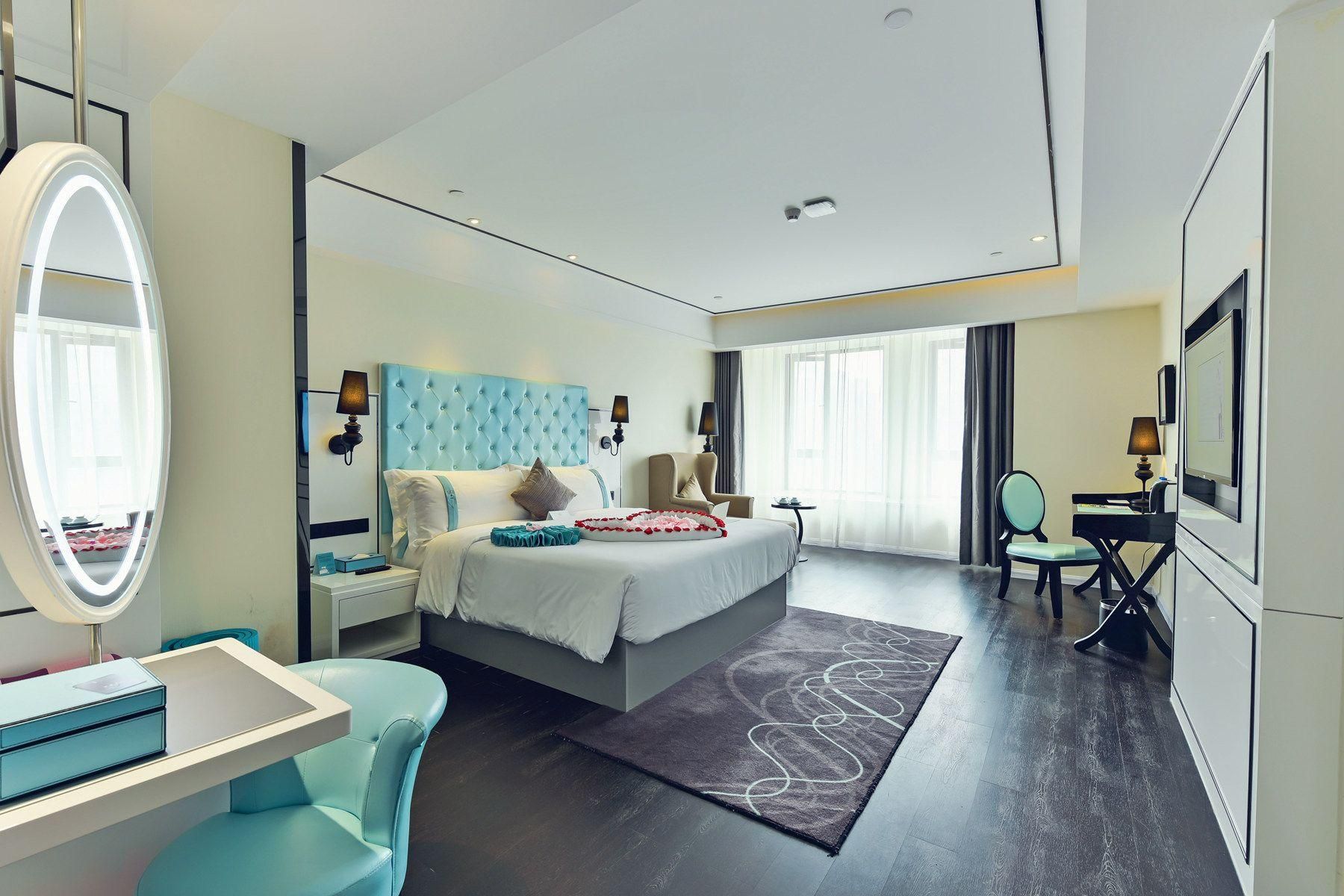 Xana - Business Bed Room