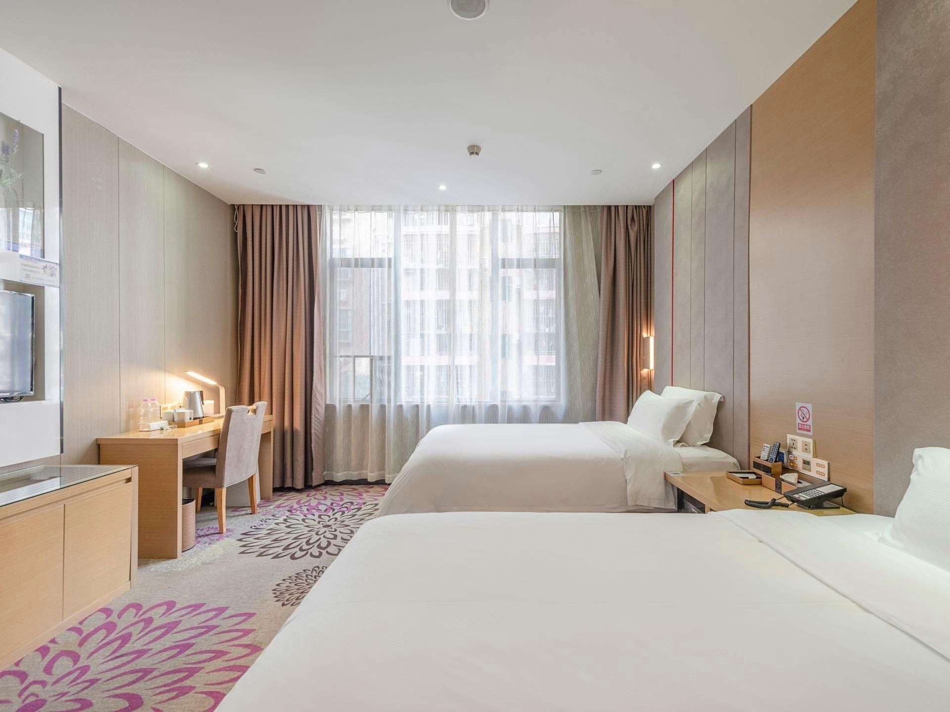 Elegant Twin Room