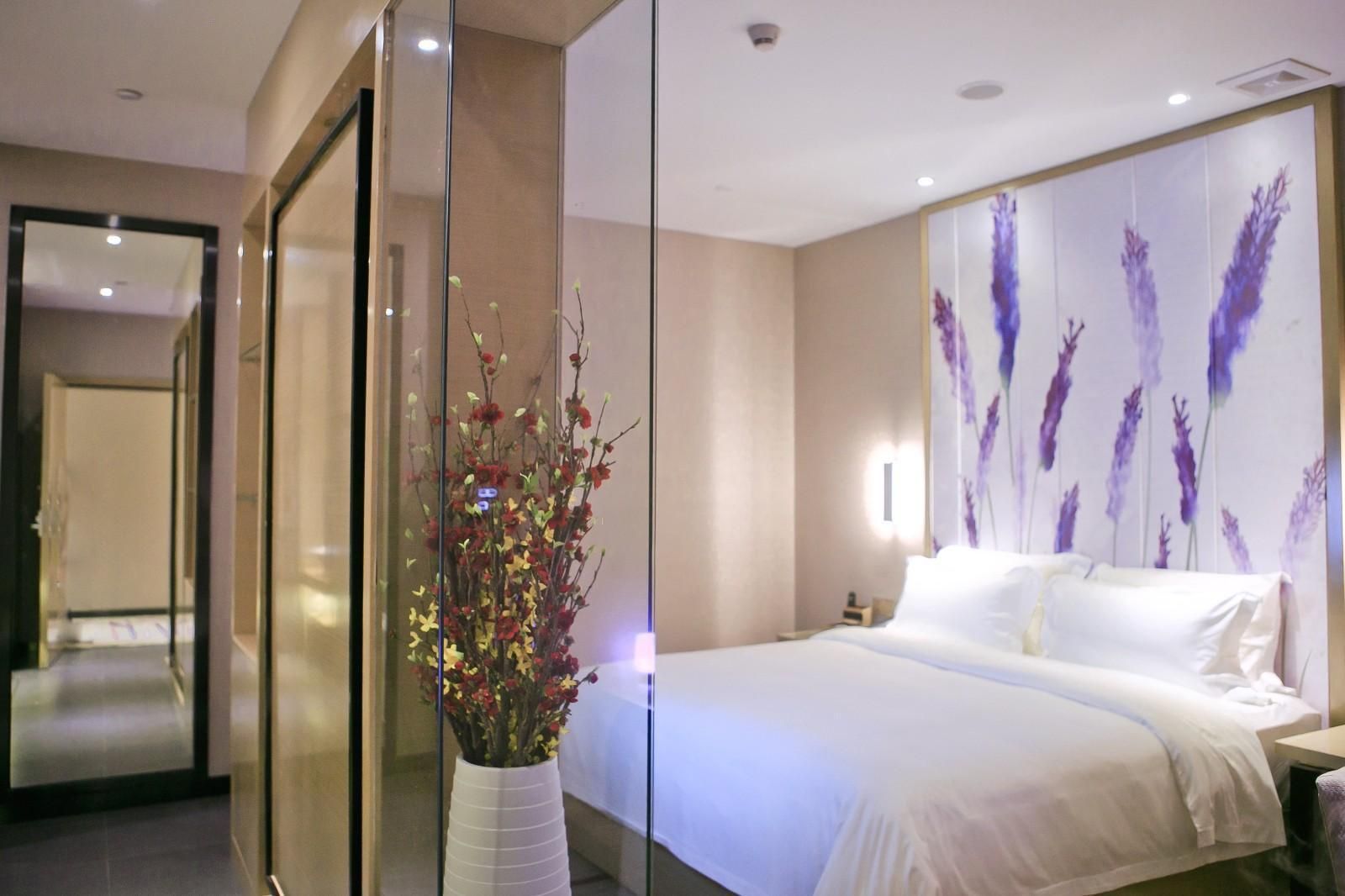 WH - Superior Room One Bed - No View
