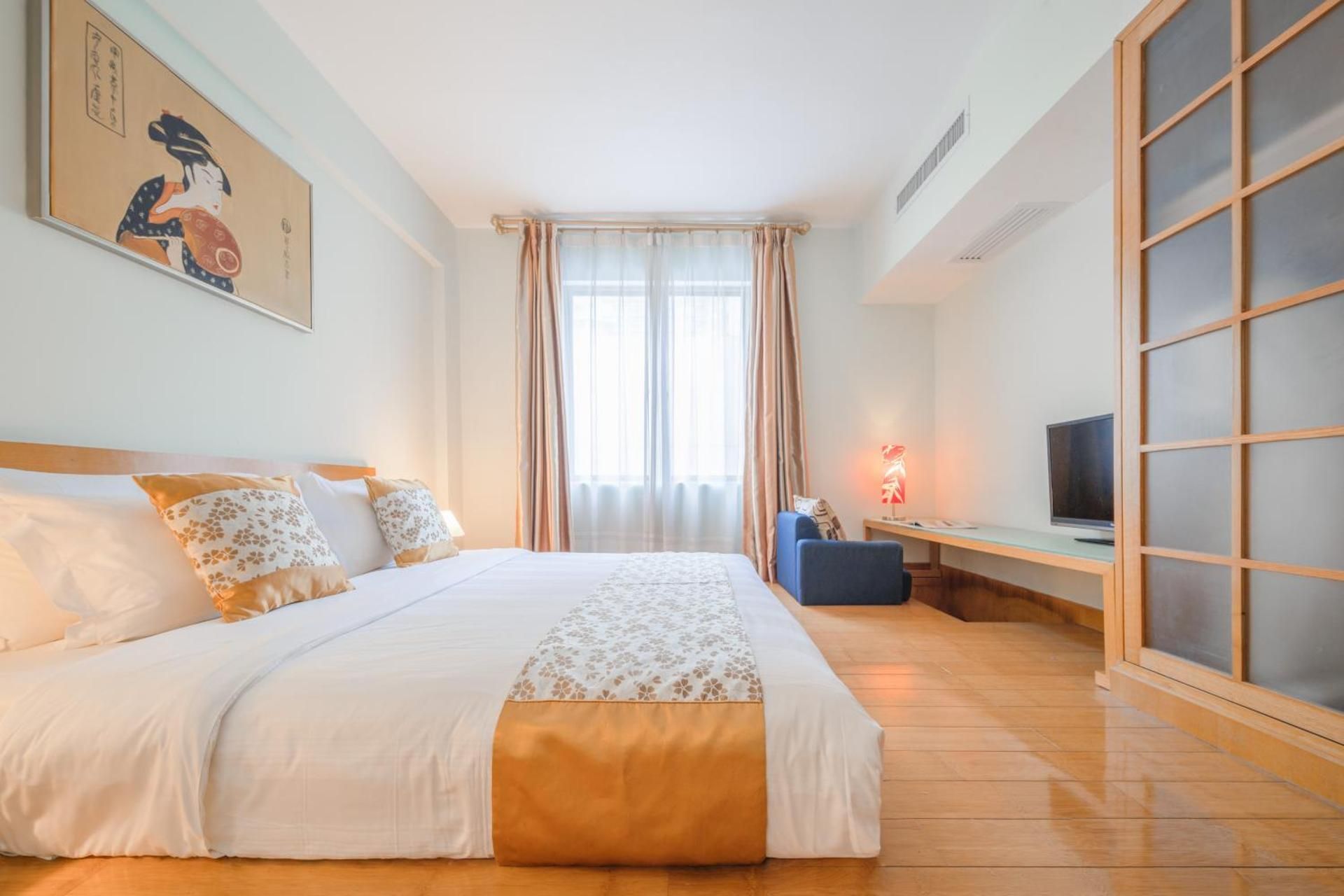 Korean-Style Suite