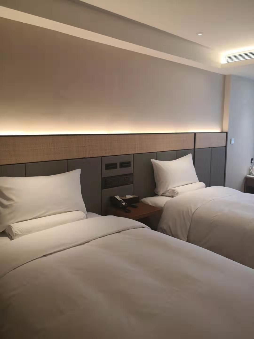 Huazhu - Business Twin Room