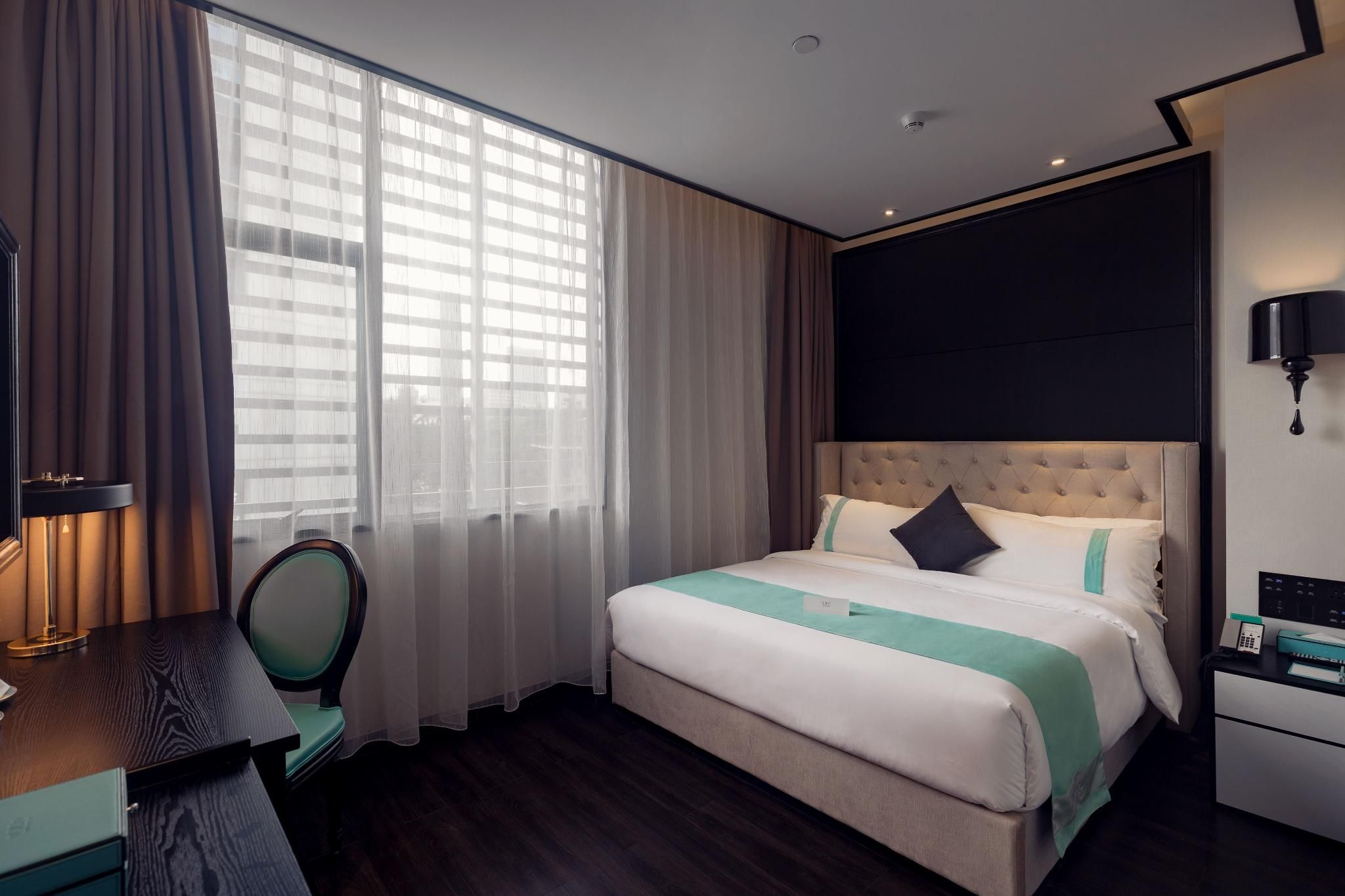Xana - Business Bed Room