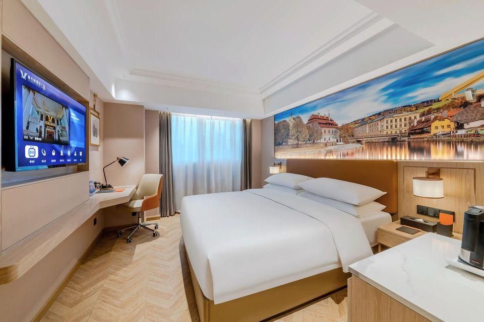 WH - Deluxe Bed Room