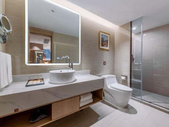 WH - Superior Bed Room