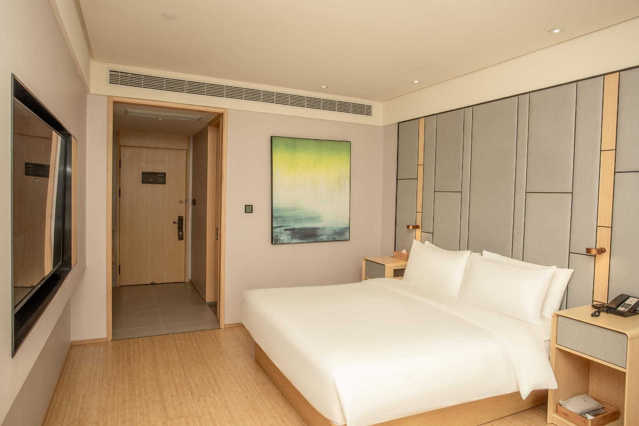 Huazhu - Superior BedRoom