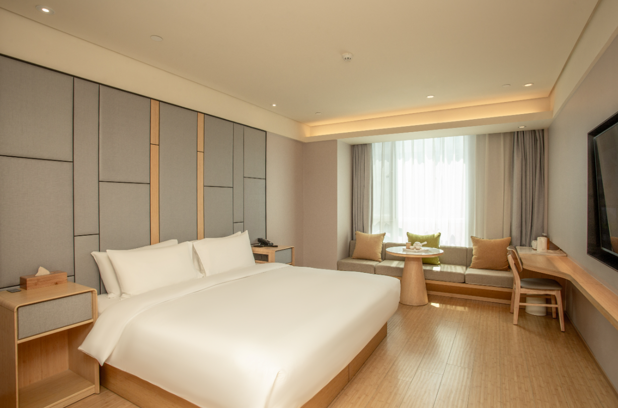 Huazhu - Superior T Bed Room
