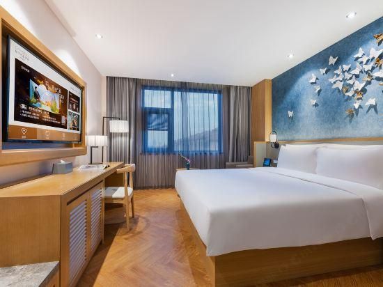 Huazhu - Superior BedRoom
