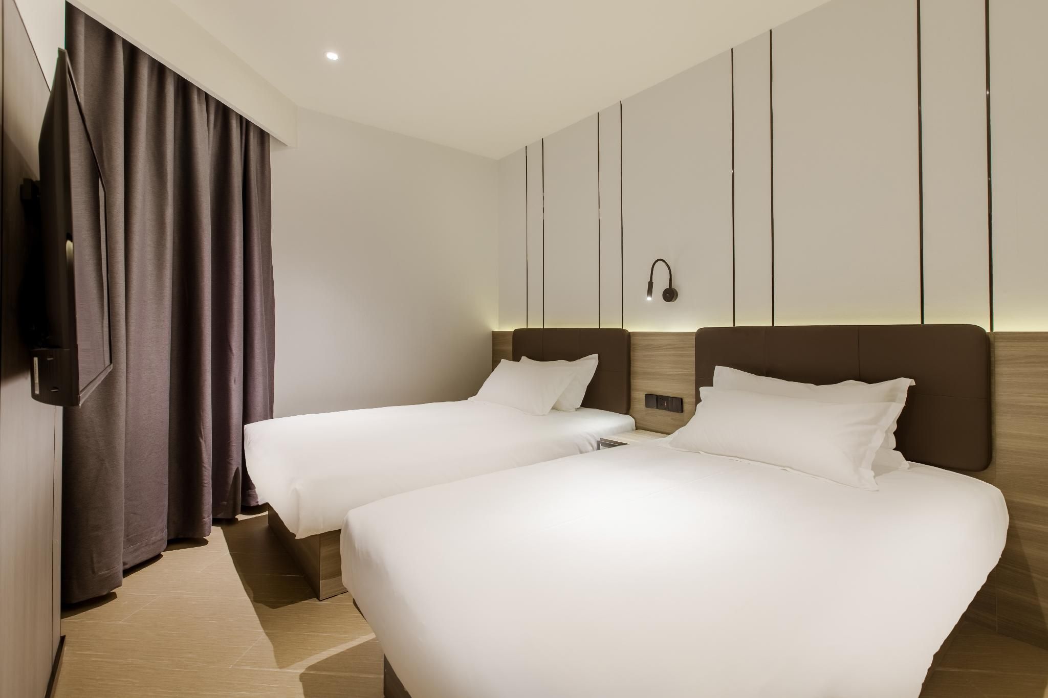 Huazhu - Twin Room
