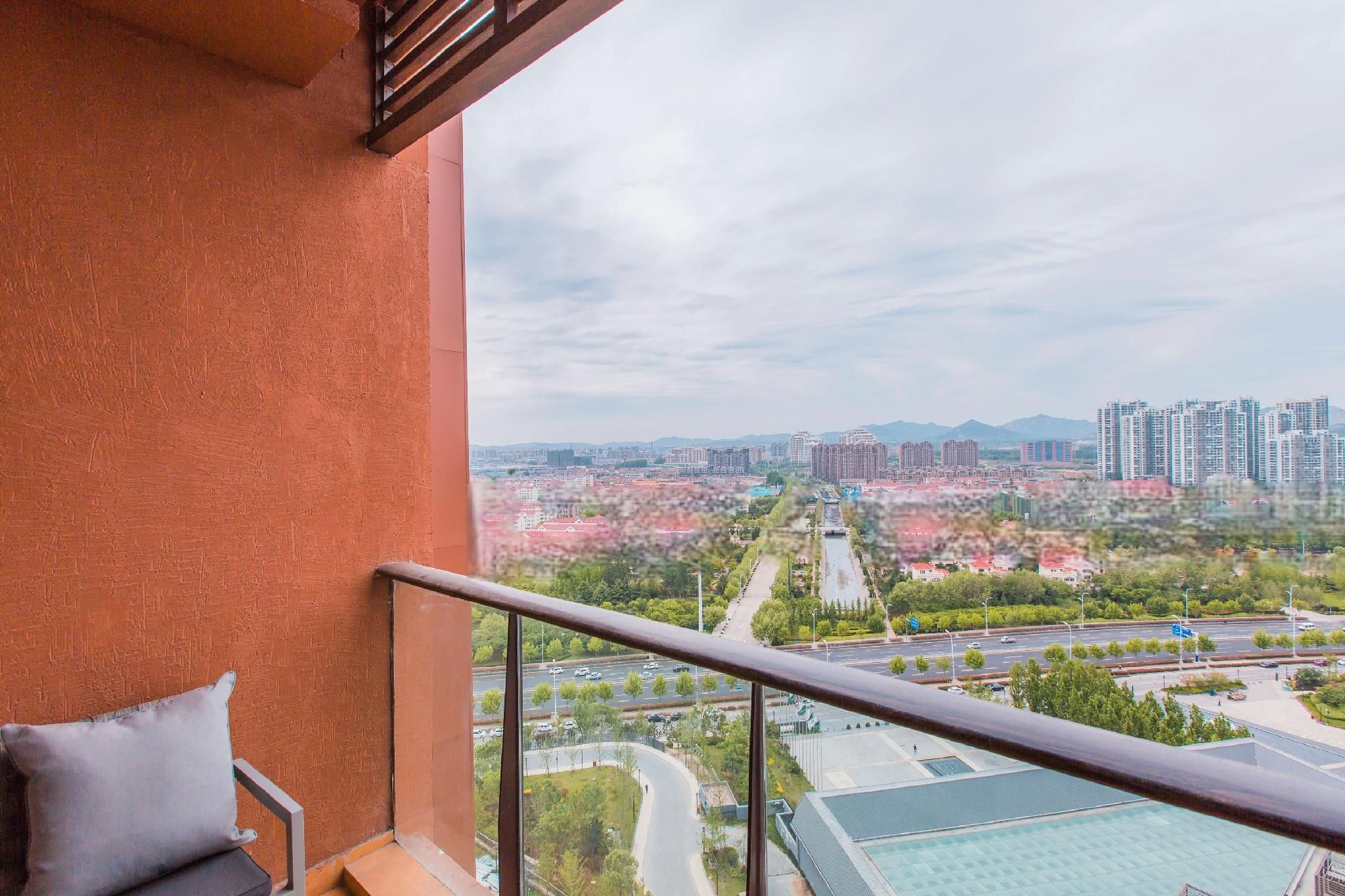 Deluxe City View Twin