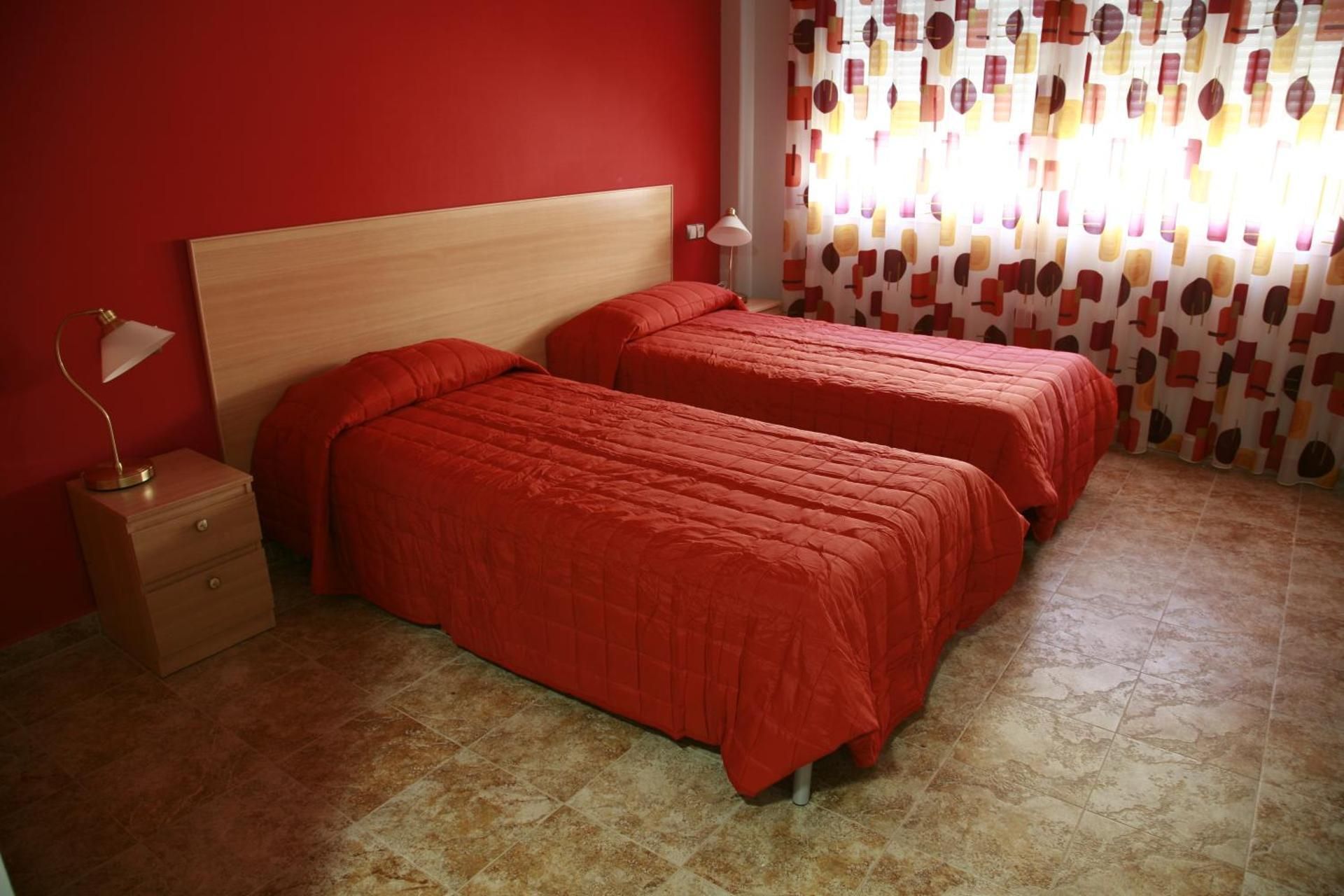 Twin Room with Private Bathroom