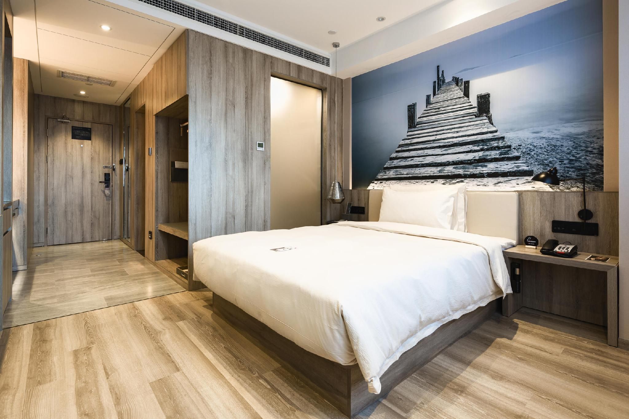 Atour - Elegant Room