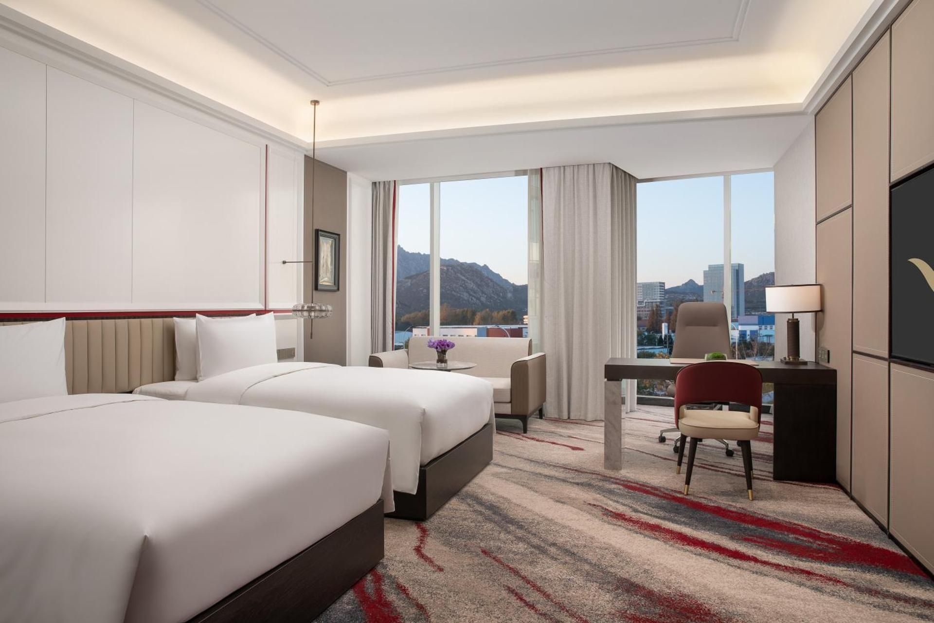 Movenpick Superior Twin Room